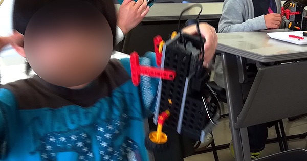 体験教室で作ったロボットが動かない