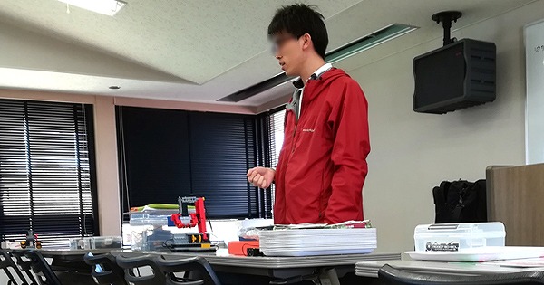 ロボット教室の先生